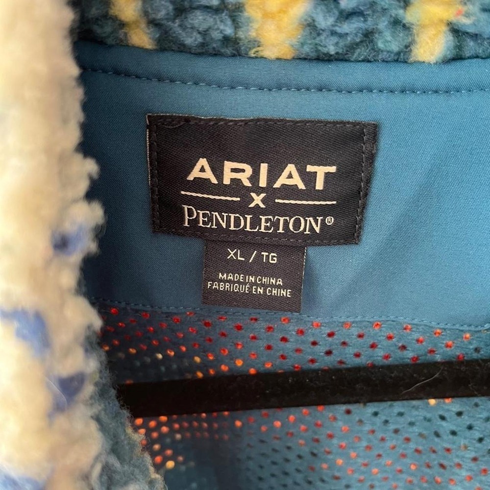 Ariat x Pendleton Sherpa Jacket Geometric Pattern Western - Picture 5 of 9